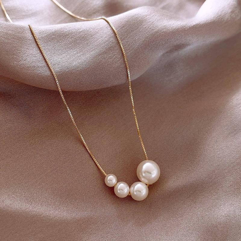Freshwater Pearl Gold Necklace