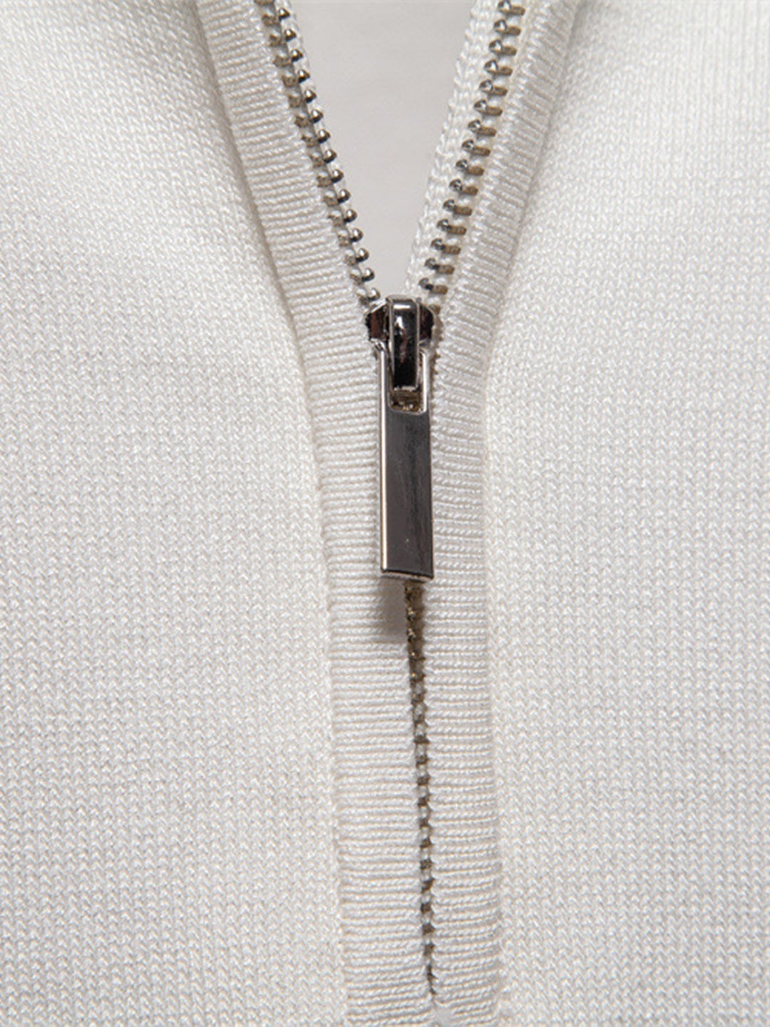 Knitted Polo with Zipper and Contrast Trim