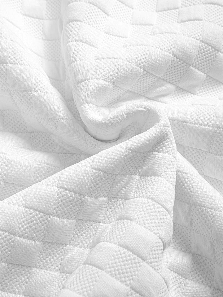 Checkered jacquard t-shirt with curved hem