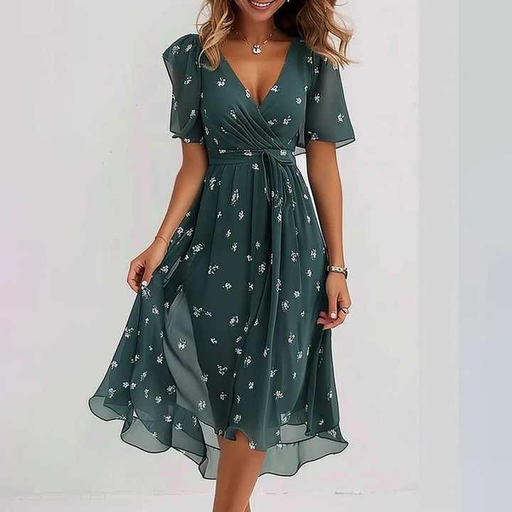 Carole | Elegant Short-Sleeve Dress