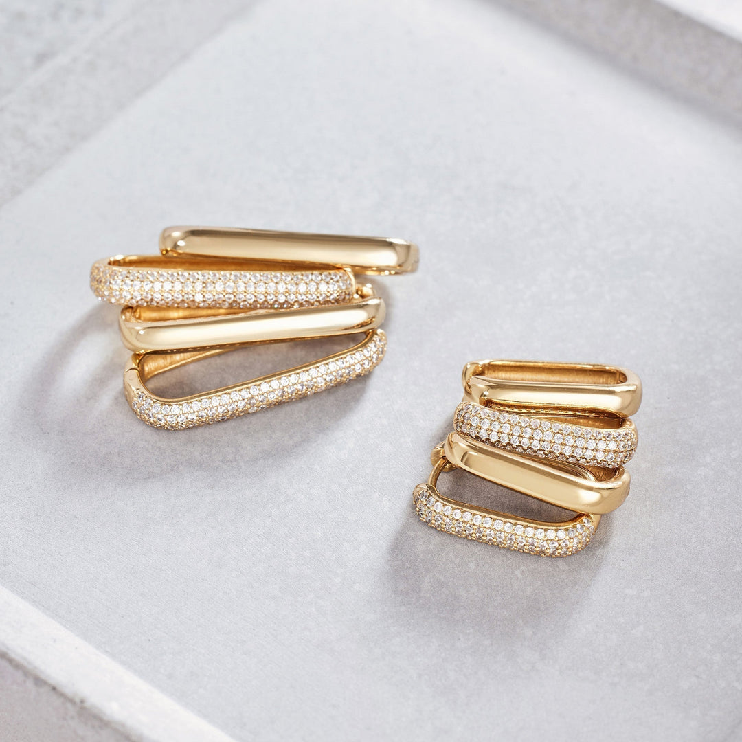 Rings of Distinction