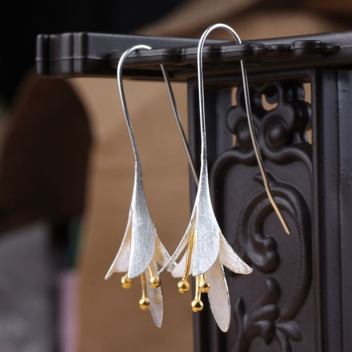 Earrings in Silver with Floral Design