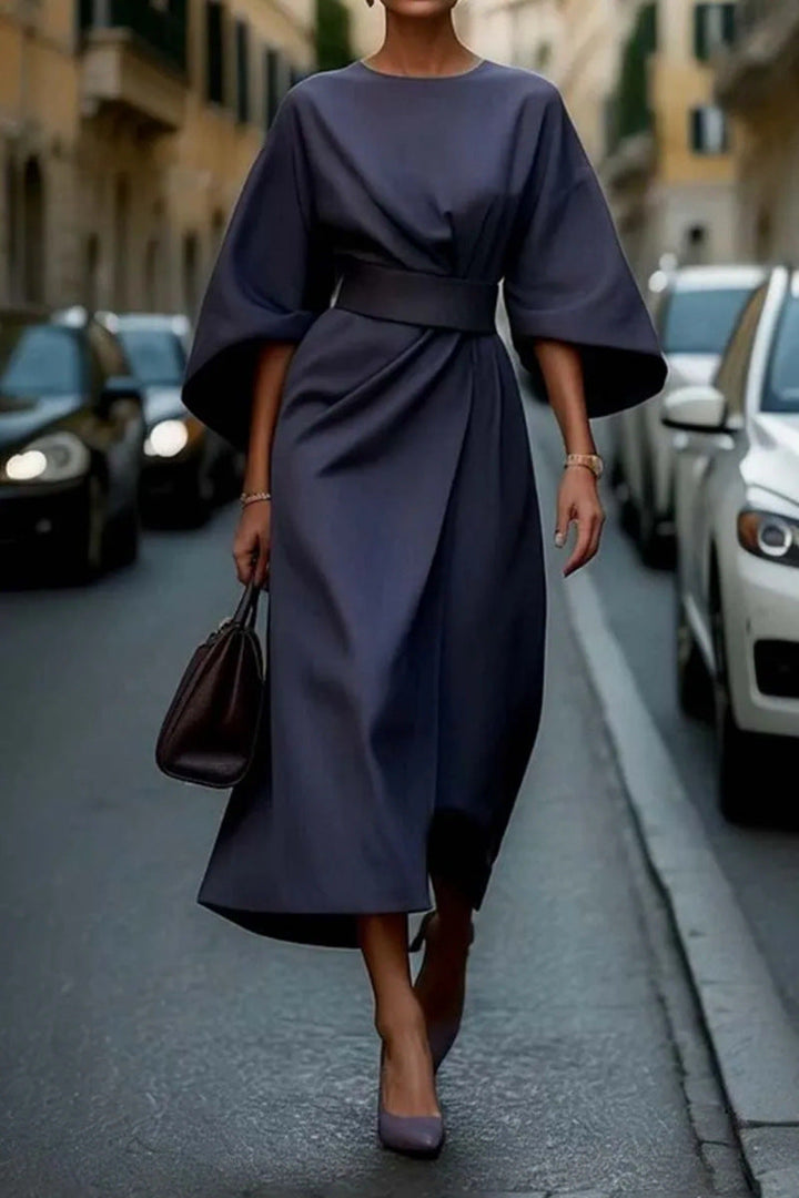 Liric™ | Elegant and Timeless Dress