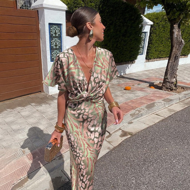 Noemi™ | Long Dress with V-Neck