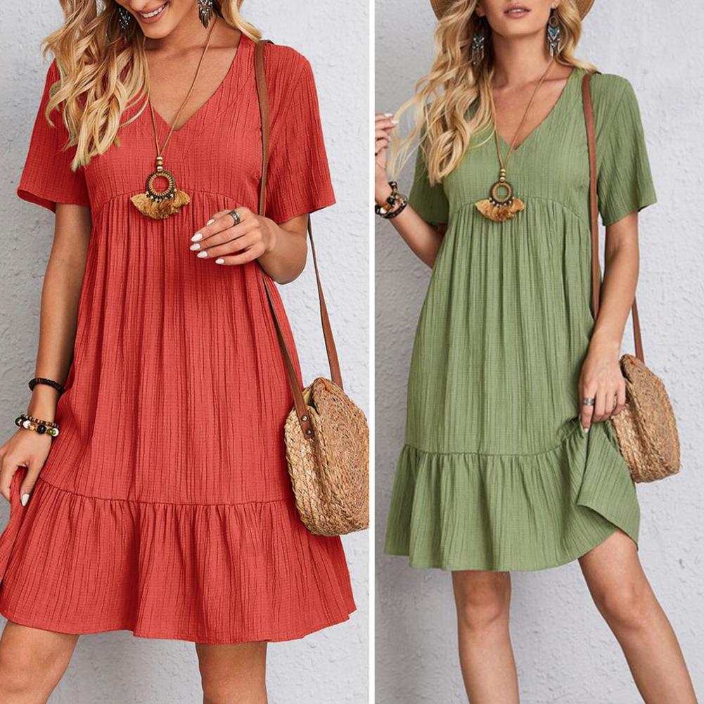 Emily - Timeless Elegant Dress