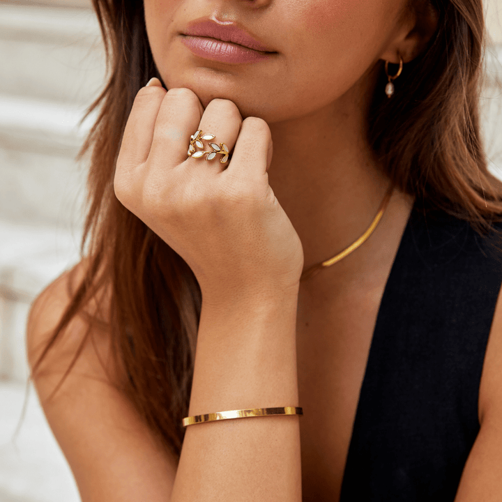 Leafy Gold Ring