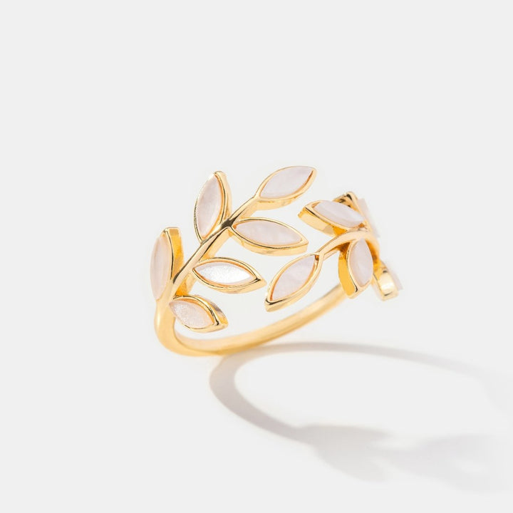 Leafy Gold Ring